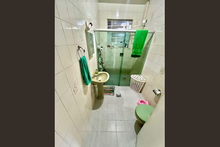 Casa à venda com 360m², 3 quartos e 3 vagas Casa à venda com 360m², 3 quartos e 3 vagasBanheiro Social