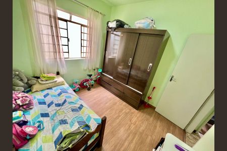 Casa à venda com 360m², 3 quartos e 3 vagas Casa à venda com 360m², 3 quartos e 3 vagasQuarto 3