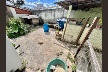 Casa à venda com 360m², 3 quartos e 3 vagas Casa à venda com 360m², 3 quartos e 3 vagasÁrea Externa