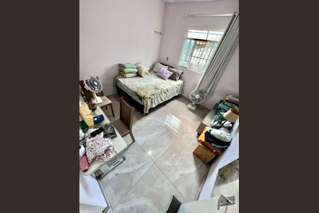 Casa à venda com 360m², 3 quartos e 3 vagas Casa à venda com 360m², 3 quartos e 3 vagasQuarto 1 - Casa 2