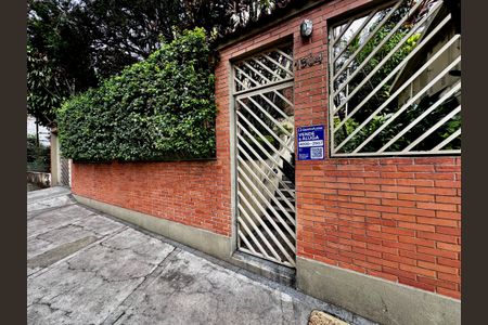 Apartamento à venda com 94m², 3 quartos e 1 vaga Apartamento à venda com 94m², 3 quartos e 1 vagaFachada