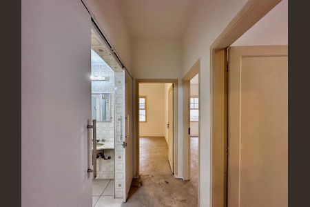 Apartamento à venda com 94m², 3 quartos e 1 vaga Apartamento à venda com 94m², 3 quartos e 1 vagaCorredor Quartos