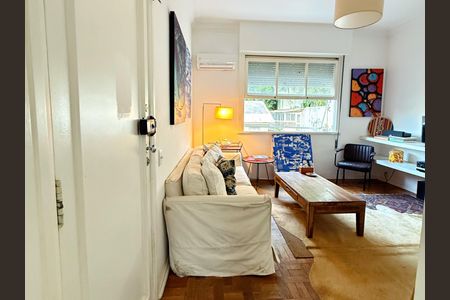 Apartamento à venda com 100m², 3 quartos e sem vaga Apartamento à venda com 100m², 3 quartos e sem vagaSala