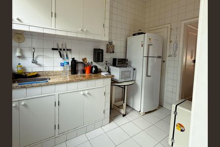 Apartamento à venda com 100m², 3 quartos e sem vaga Apartamento à venda com 100m², 3 quartos e sem vagaCozinha