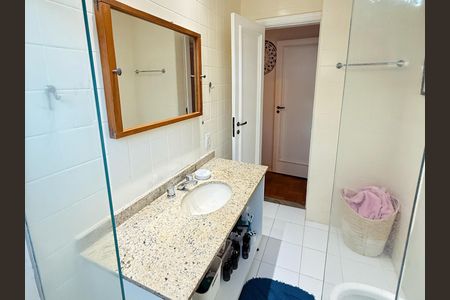 Apartamento à venda com 100m², 3 quartos e sem vaga Apartamento à venda com 100m², 3 quartos e sem vagaBanheiro