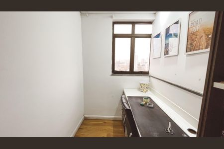 Apartamento à venda com 148m², 3 quartos e 3 vagas Apartamento à venda com 148m², 3 quartos e 3 vagasEscritório