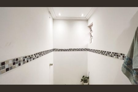 Apartamento à venda com 148m², 3 quartos e 3 vagas Apartamento à venda com 148m², 3 quartos e 3 vagasLavabo