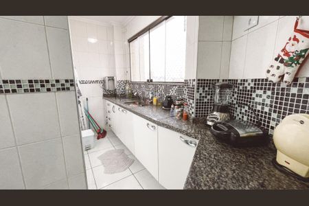 Apartamento à venda com 148m², 3 quartos e 3 vagas Apartamento à venda com 148m², 3 quartos e 3 vagasCozinha