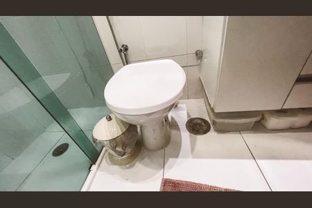 Apartamento à venda com 148m², 3 quartos e 3 vagas Apartamento à venda com 148m², 3 quartos e 3 vagasBanheiro Social