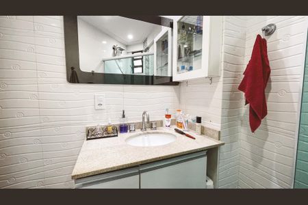 Apartamento à venda com 148m², 3 quartos e 3 vagas Apartamento à venda com 148m², 3 quartos e 3 vagasBanheiro da Suíte