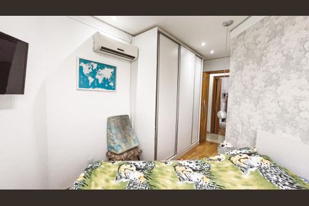 Apartamento à venda com 148m², 3 quartos e 3 vagas Apartamento à venda com 148m², 3 quartos e 3 vagasSuíte