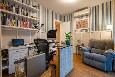 Apartamento à venda com 223m², 3 quartos e 4 vagasSuíte 2