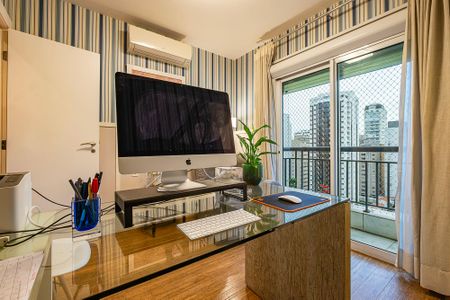 Apartamento à venda com 223m², 3 quartos e 4 vagasSuíte 2