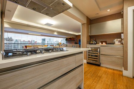 Apartamento à venda com 223m², 3 quartos e 4 vagasCozinha