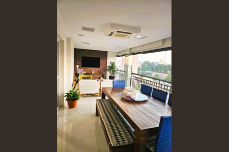 Apartamento à venda com 242m², 3 quartos e 4 vagas