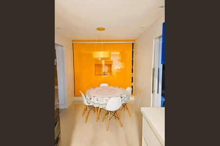 Apartamento à venda com 242m², 3 quartos e 4 vagas