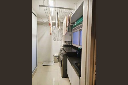 Apartamento à venda com 242m², 3 quartos e 4 vagas
