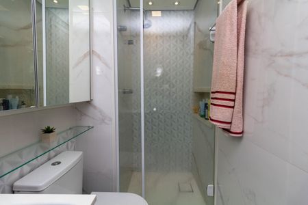 Apartamento à venda com 50m², 2 quartos e 2 vagas Apartamento à venda com 50m², 2 quartos e 2 vagasBanheiro 1
