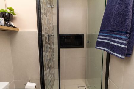 Apartamento à venda com 50m², 2 quartos e 2 vagas Apartamento à venda com 50m², 2 quartos e 2 vagasBanheiro 2