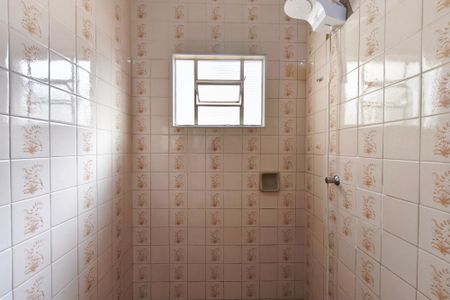 Casa à venda com 120m², 4 quartos e 3 vagas Casa à venda com 120m², 4 quartos e 3 vagasBanheiro