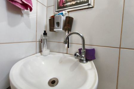 Apartamento à venda com 63m², 2 quartos e 1 vaga Apartamento à venda com 63m², 2 quartos e 1 vagaBanheiro