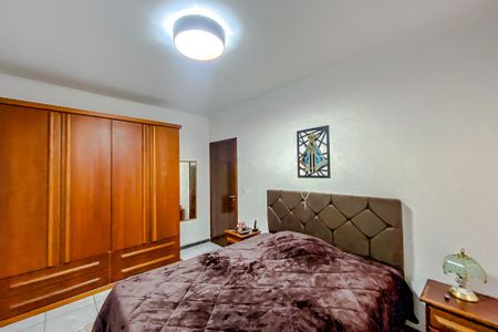 Casa à venda com 95m², 2 quartos e 2 vagasSuíte 1