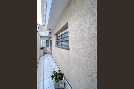 Casa à venda com 95m², 2 quartos e 2 vagasÁrea externa