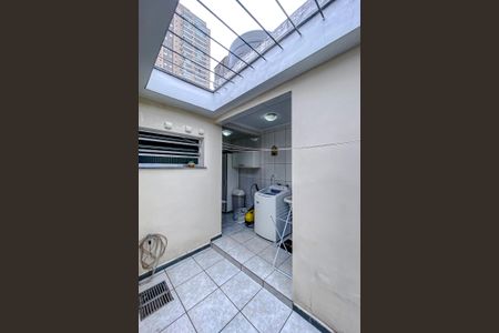 Casa à venda com 95m², 2 quartos e 2 vagasÁrea de Serviço