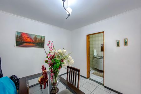 Casa à venda com 95m², 2 quartos e 2 vagasSuíte 2