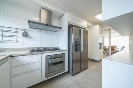 Apartamento à venda com 162m², 3 quartos e 3 vagasCozinha