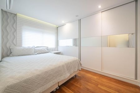 Apartamento à venda com 162m², 3 quartos e 3 vagasSuíte 2
