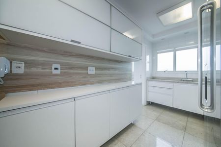 Apartamento à venda com 162m², 3 quartos e 3 vagasCozinha