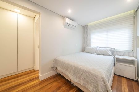 Apartamento à venda com 162m², 3 quartos e 3 vagasSuíte 2