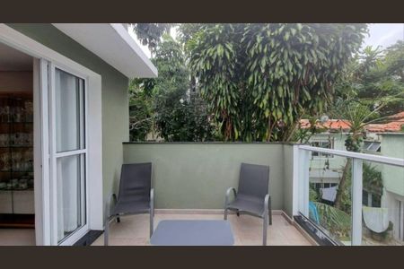 Casa à venda com 340m², 4 quartos e 6 vagas