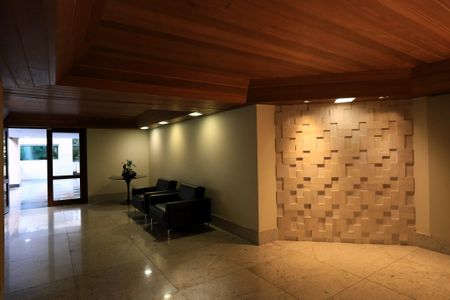 Apartamento à venda com 260m², 4 quartos e 3 vagasHall