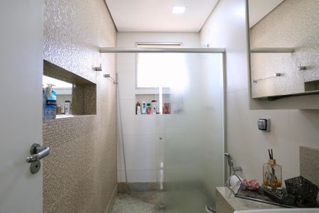 Apartamento à venda com 260m², 4 quartos e 3 vagasBanheiro