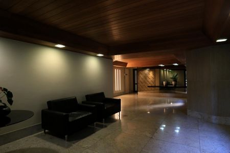 Apartamento à venda com 260m², 4 quartos e 3 vagasHall