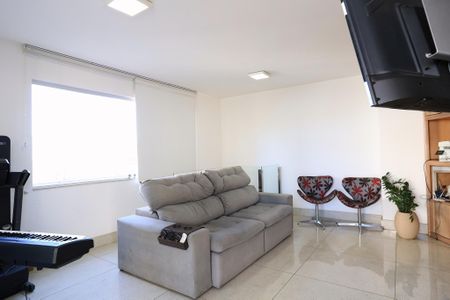 Apartamento à venda com 260m², 4 quartos e 3 vagasSala de TV