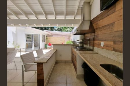 Casa à venda com 133m², 3 quartos e 2 vagas