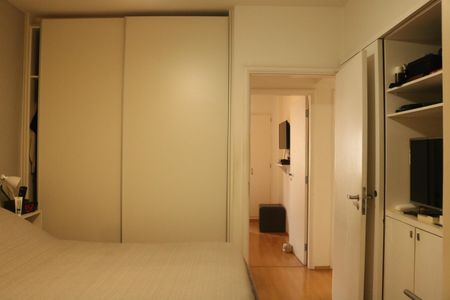 Apartamento à venda com 213m², 3 quartos e 3 vagasSuíte 2