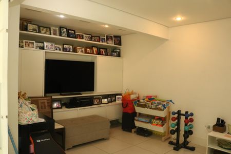 Apartamento à venda com 213m², 3 quartos e 3 vagasCobertura - Sala 3