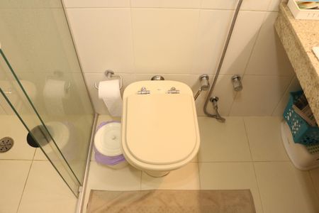 Apartamento à venda com 213m², 3 quartos e 3 vagasBanheiro