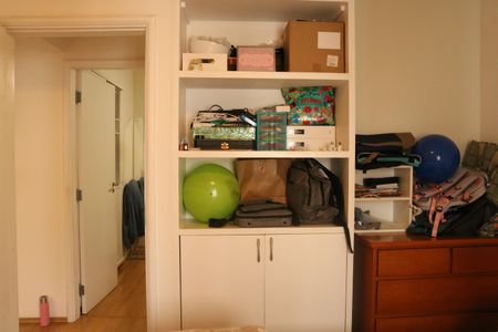 Apartamento à venda com 213m², 3 quartos e 3 vagasSuíte 2