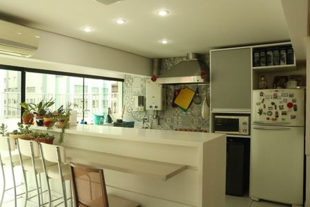 Apartamento à venda com 213m², 3 quartos e 3 vagasCobertura - Sala e Cozinha Integrada