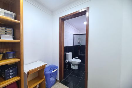 Casa à venda com 190m², 3 quartos e 3 vagas Casa à venda com 190m², 3 quartos e 3 vagasCloset da suíte