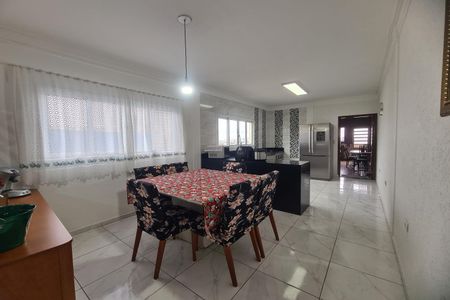 Casa à venda com 190m², 3 quartos e 3 vagas Casa à venda com 190m², 3 quartos e 3 vagasCozinha