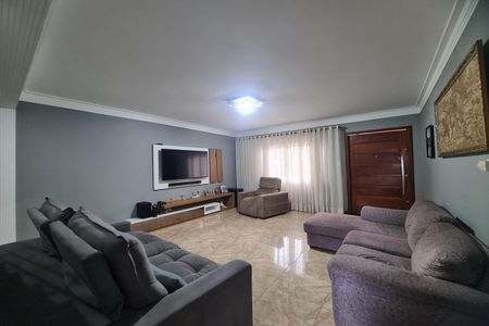 Casa à venda com 190m², 3 quartos e 3 vagas Casa à venda com 190m², 3 quartos e 3 vagasSala