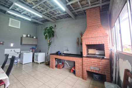 Casa à venda com 190m², 3 quartos e 3 vagas Casa à venda com 190m², 3 quartos e 3 vagasarea de serviço e churrasqueira