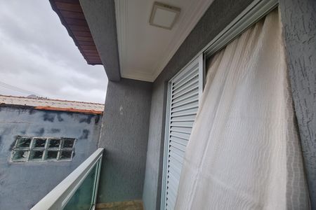 Casa à venda com 190m², 3 quartos e 3 vagas Casa à venda com 190m², 3 quartos e 3 vagasVaranda da Suite