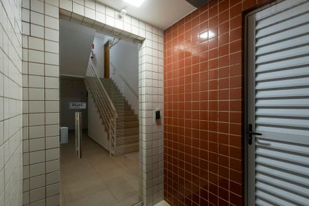 Apartamento à venda com 57m², 2 quartos e 1 vaga Apartamento à venda com 57m², 2 quartos e 1 vagaHall de entrada